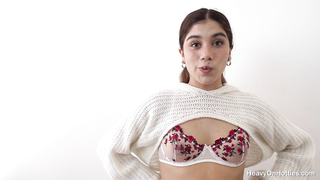 Marina Gold - Teenage latina is losing virginity