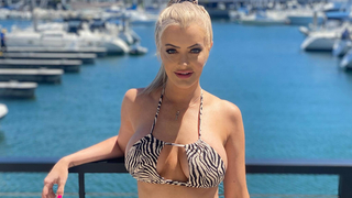 Linzee Ryder - Big Lips Of Hers Were The Doorway To Deepthroat Heaven