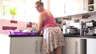 Charlie Rae - Some Sexy Chores In The Kitchen