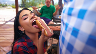 Summer Col - Hot Dog