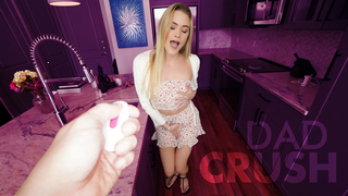 Chloe Rose - Mysterious Keychain