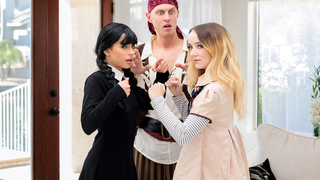 Aria Valencia & Maria Kazi - Family Threesome