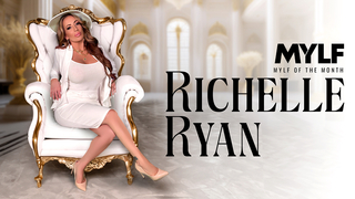 Richelle Ryan - Legendary MILF