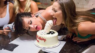 Alektra Blue, Ava Addams, Dani Daniels, Gianna Nicole, Kayla Kayden, Kaylani Lei, Missy Martinez, Phoenix Marie, Romi Rain, Tory Lane - ZZ House Episode Four